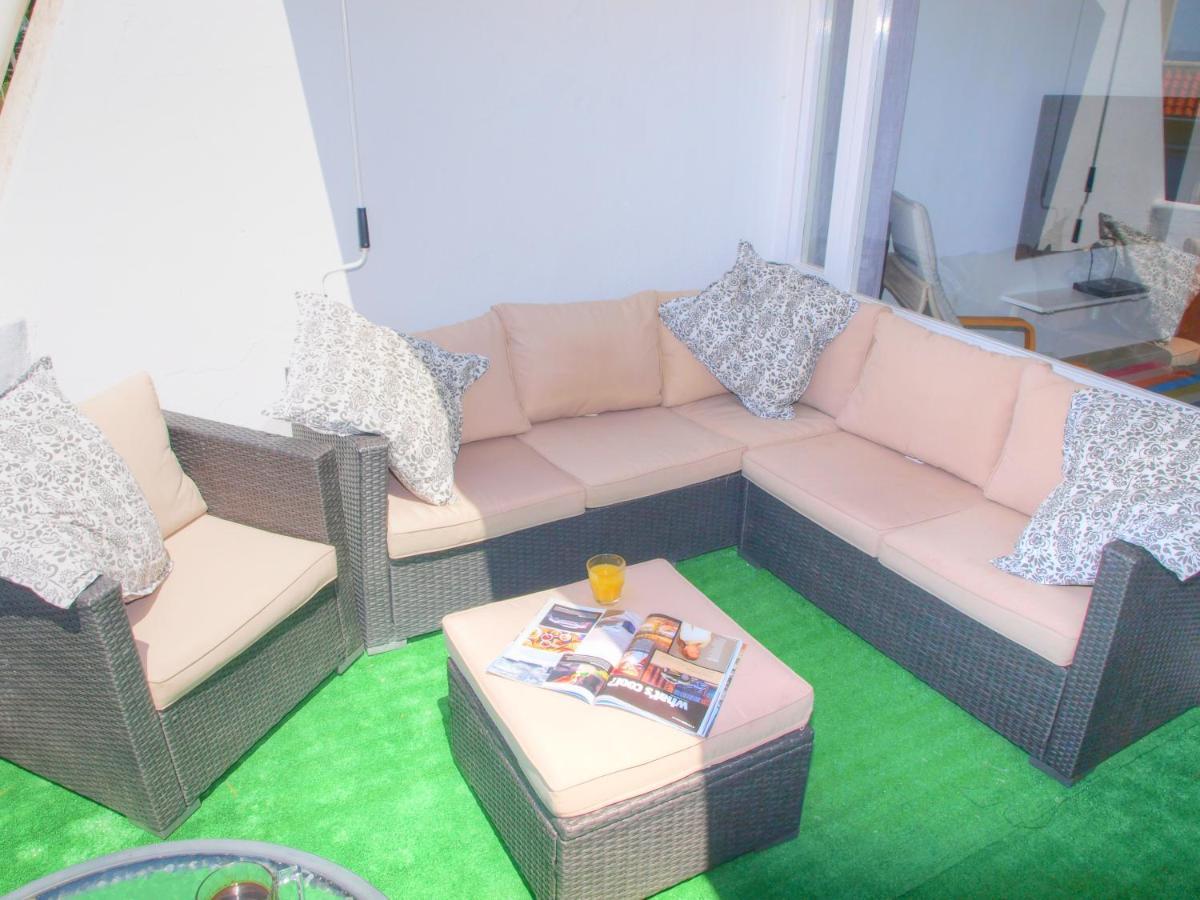 Cristos Beach Apartment Estepona Exteriör bild