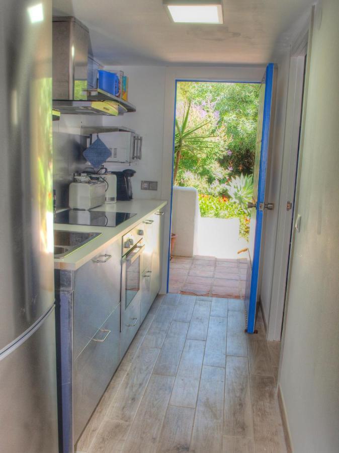 Cristos Beach Apartment Estepona Exteriör bild