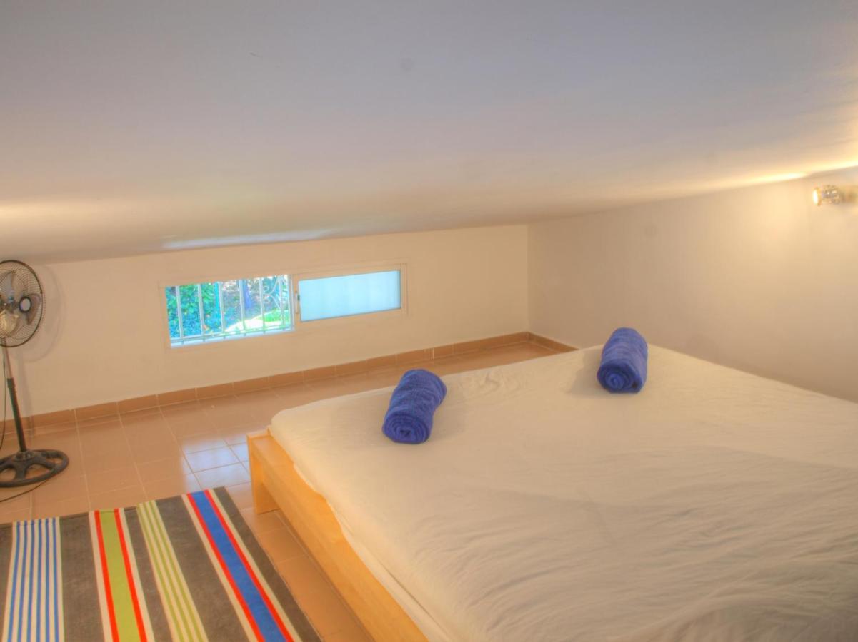 Cristos Beach Apartment Estepona Exteriör bild